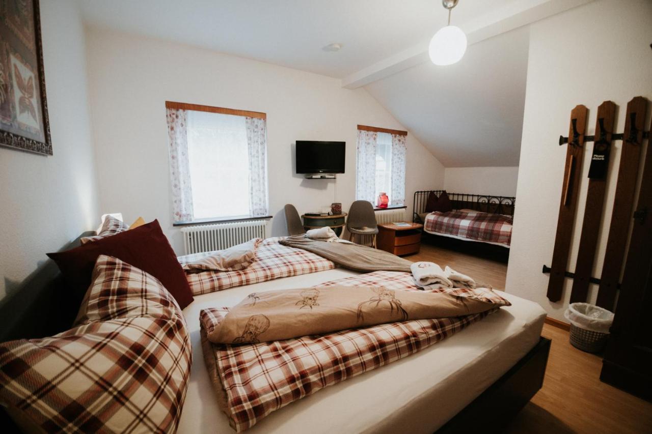 Rosy'S House B&B Bad Goisern Room photo
